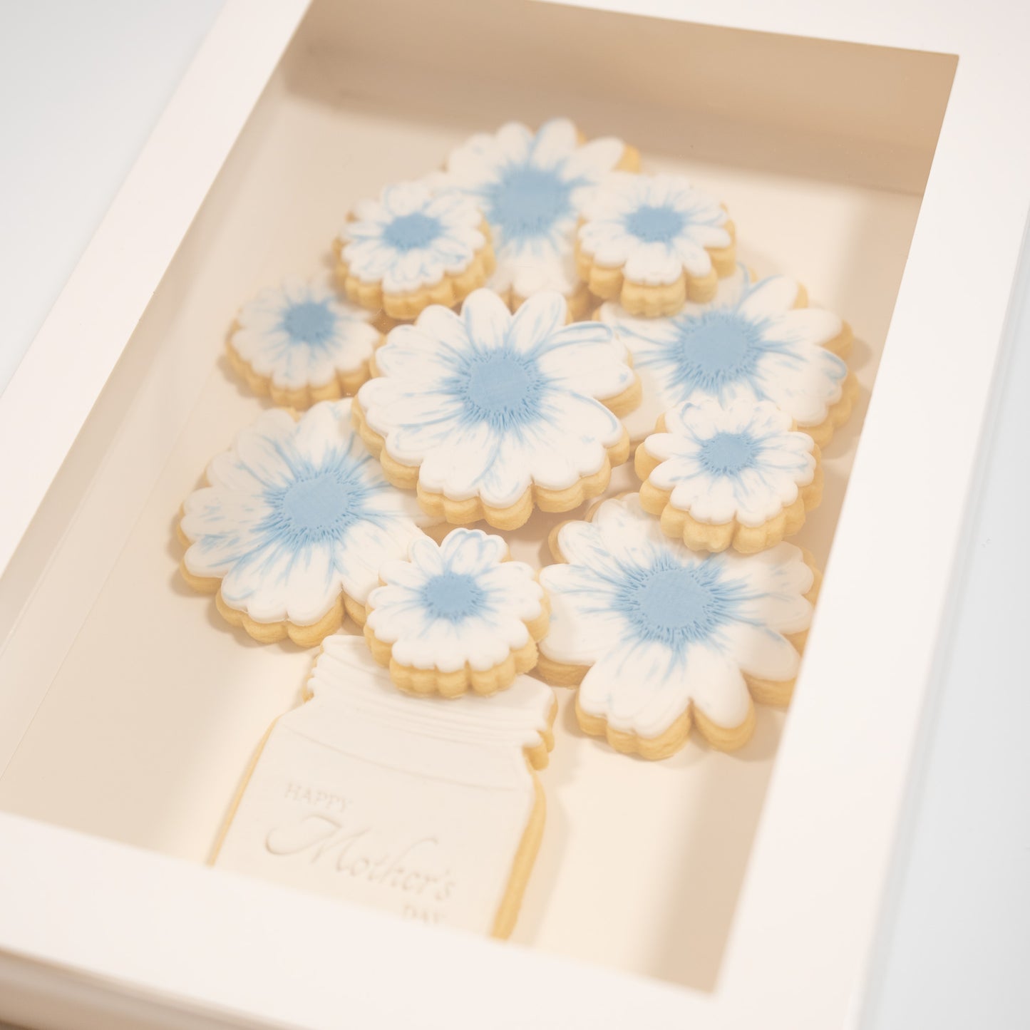 Hamptons Daisy Mason Bouquet