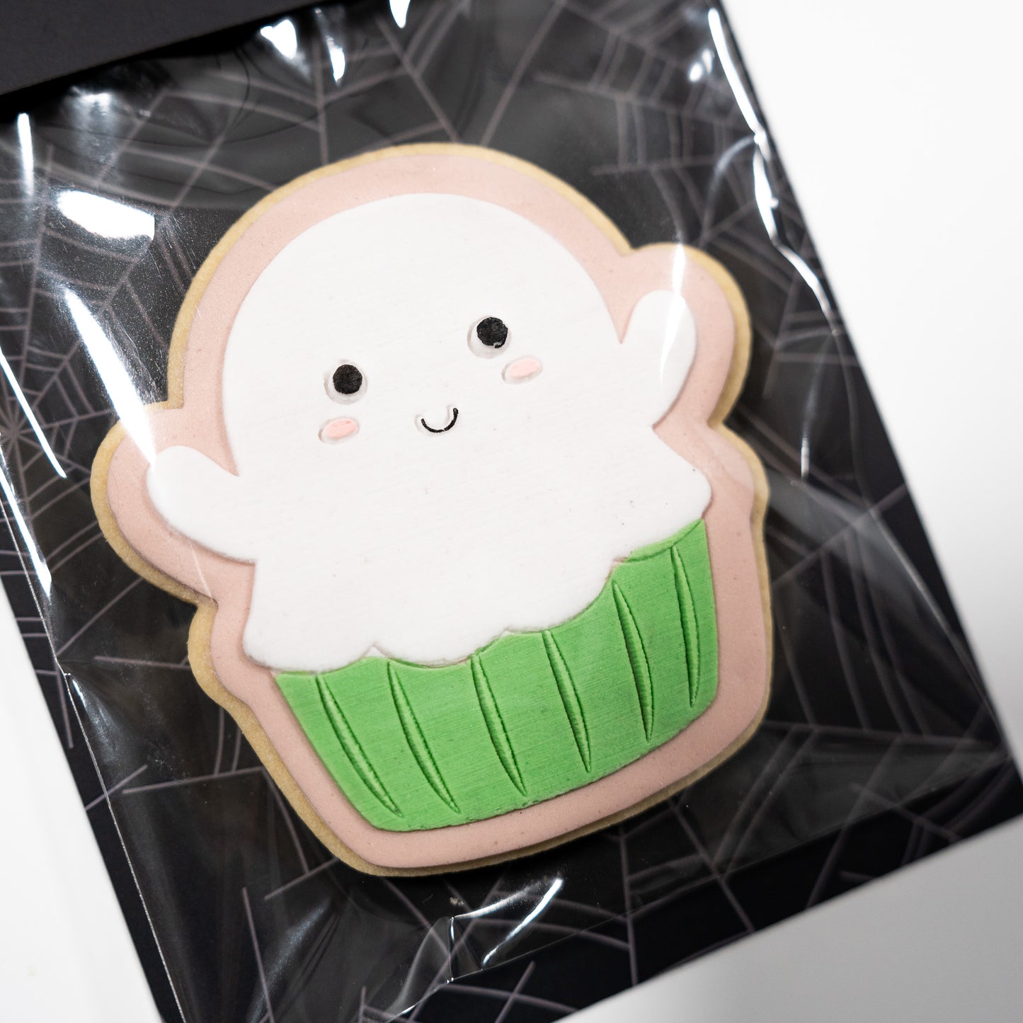 Ghostly Delight - Green